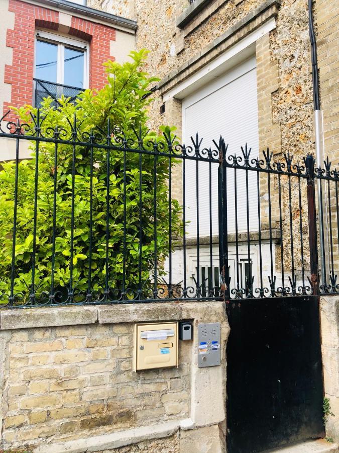 Appartement Coeur Centre-Ville Cosy Et Chaleureux Rue Carnot Châlons-en-Champagne Exterior foto